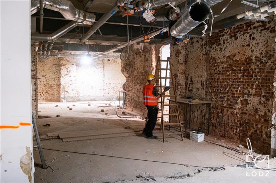 Łódź. Wielkie zmiany w EC1 Łódź! Trwa modernizacja historycznych przestrzeni Hali Maszyn