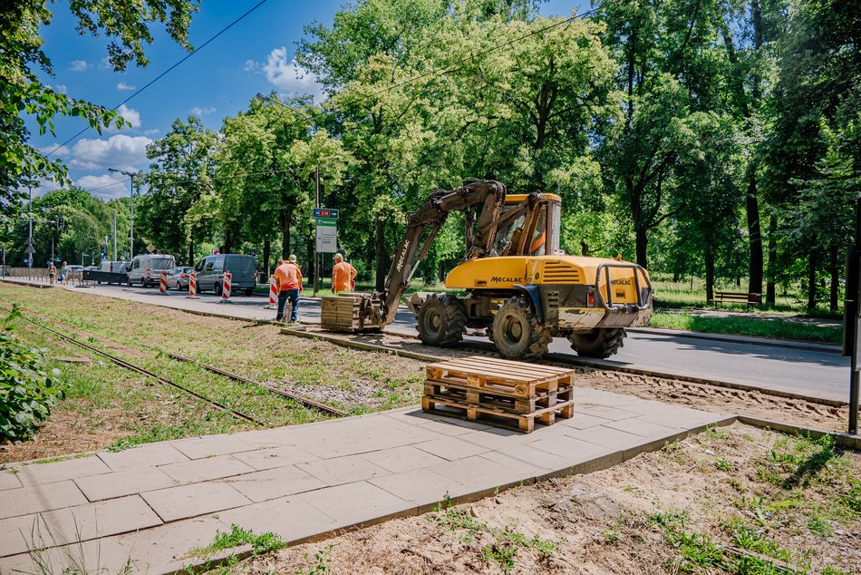 Demontaż przystanków MPK Łódź na Konstantynowskiej