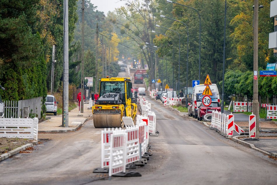 Remont Źródłowej w Łodzi. Jest już nowy asfalt, przystanki MPK Łódź prawie gotowe