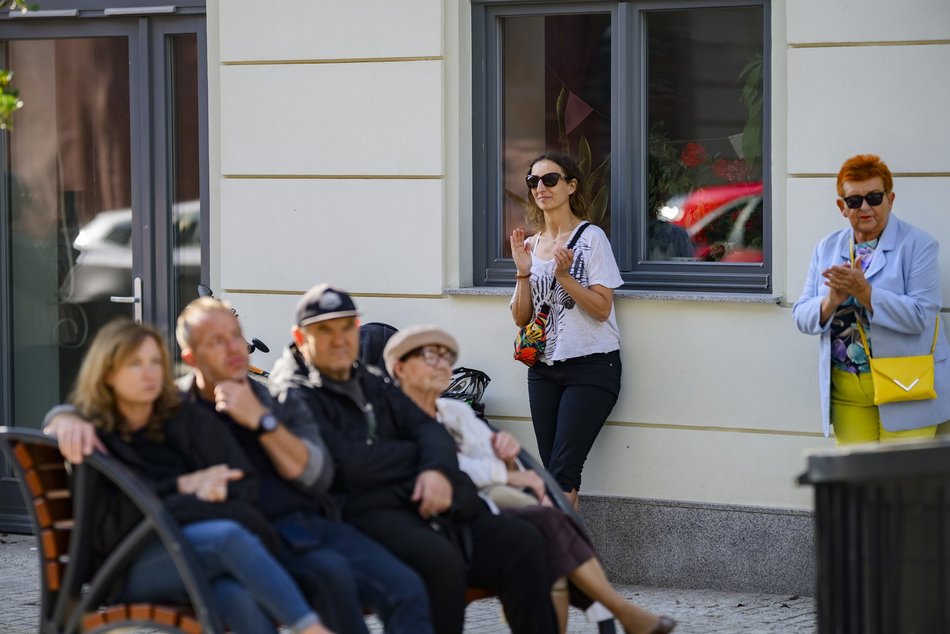 Łódź. Włókiennicza Unplugged w Łodzi. Zuzanna Wysocka wystąpiła przed liczną publicznością