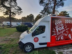 Książulo znów w Łódzkiem! Tym razem odwiedził food truck z burgerami!