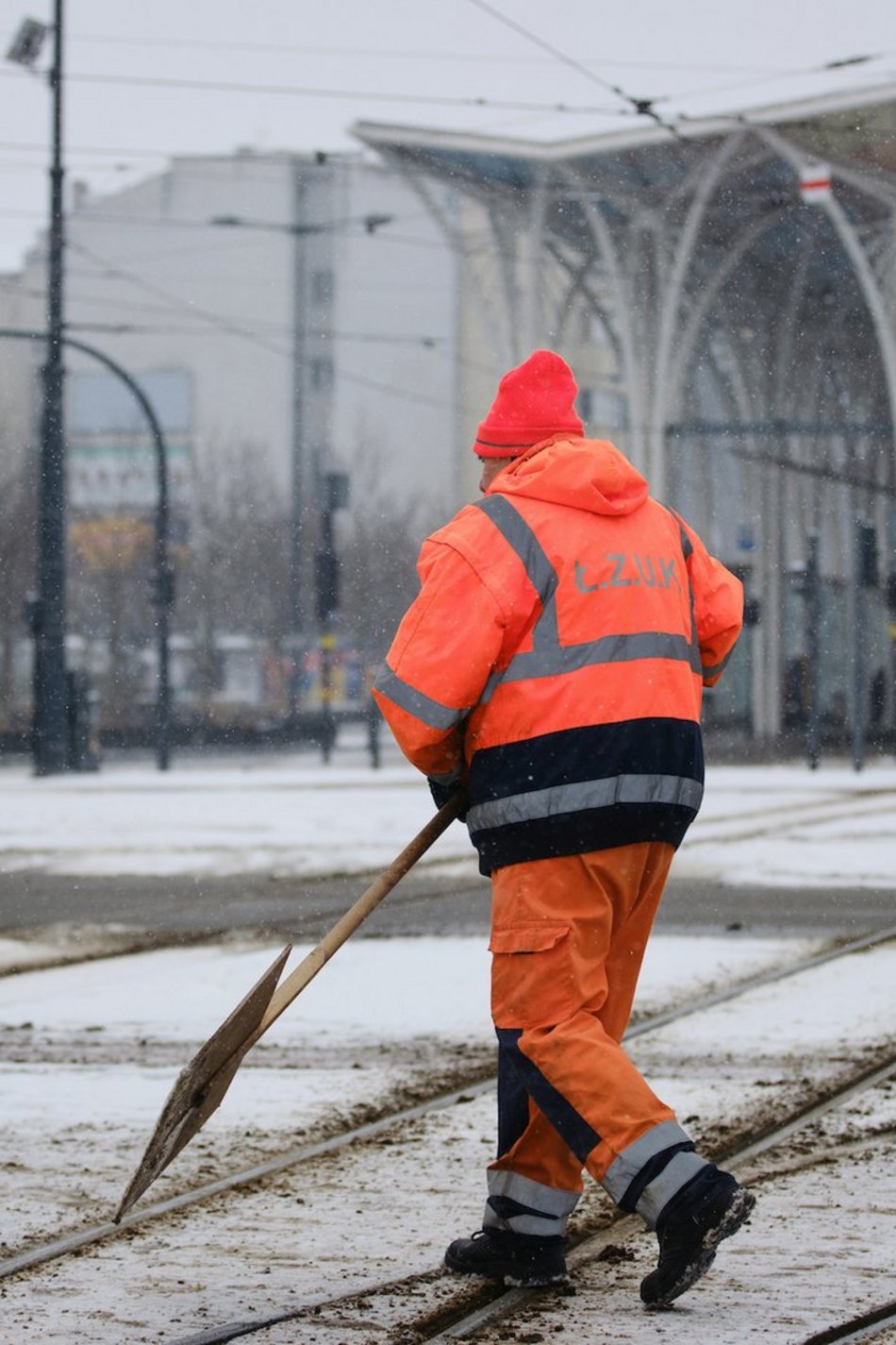 Łódź. Akcja „Zima" na ulicach Łodzi. Służby pracują w trybie ciągłym