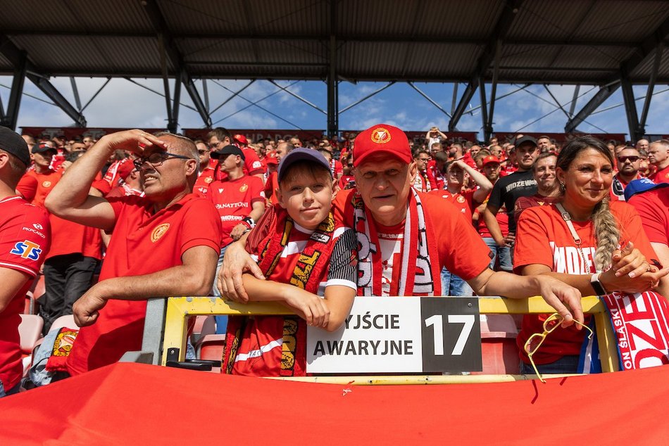 Łódź. Kibice na meczu Widzewa Łódź z Zagłębiem Lubin. Byłeś? Odszukaj się w galerii