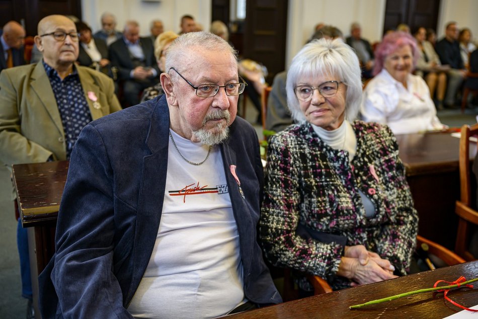 Łódź. Medale za długoletnie pożycie małżeńskie. To się nazywa wielka miłość!