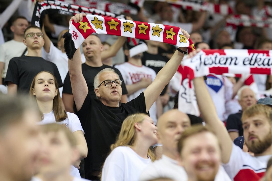 Kibice na meczu ŁKS Coolpack Łódź z Astorią Bydgoszcz