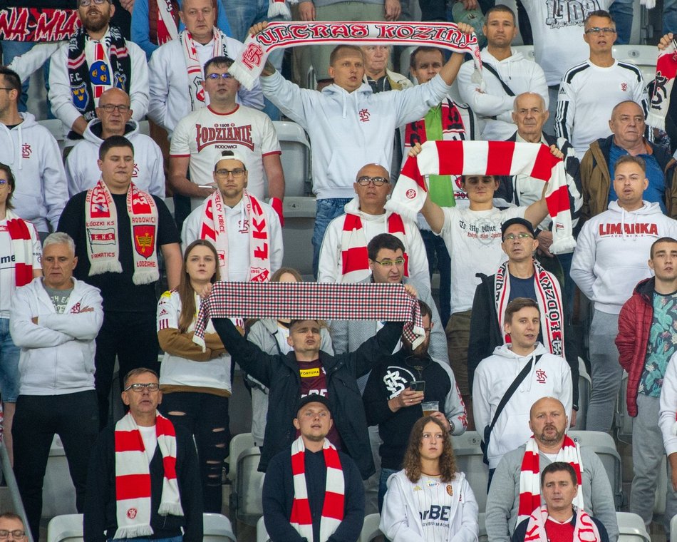 Kibice na meczu ŁKS Łódź z Górnikiem Łęczna