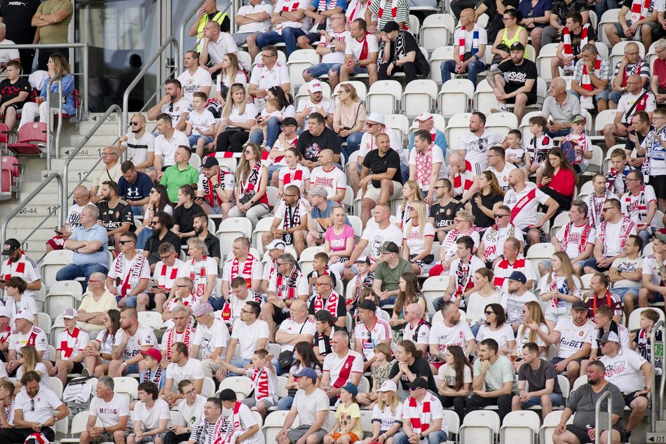 Kibice na meczu ŁKS Łódź ze Stalą Mielec