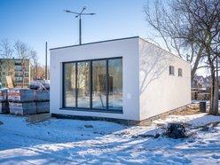 Łódź. Nowa krańcówka MPK Łódź przy Niższej nabiera kształtów. Gotowe torowisko i budynek socjalny