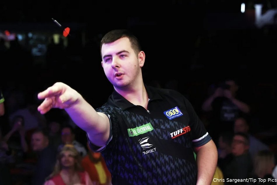 Łodzianin podbija świat darta. Poznaj historię Sebastiana Białeckiego