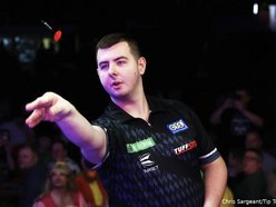 Łodzianin podbija świat darta. Poznaj historię Sebastiana Białeckiego