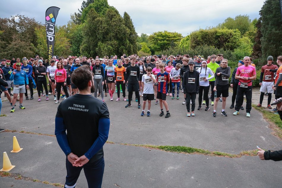 Łódź. Botaniczna Piątka. Setki łodzian pobiegły w Ogrodzie Botanicznym w Łodzi
