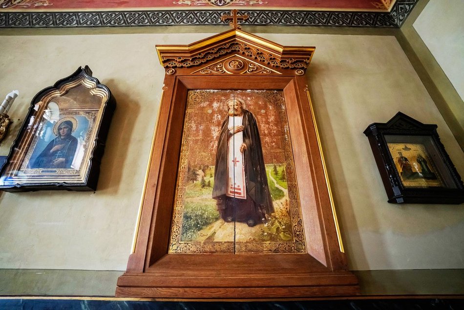 Łódź. Cerkiew w Łodzi zachwyci każdego. Widziałeś, jak zjawiskowo wygląda w środku?