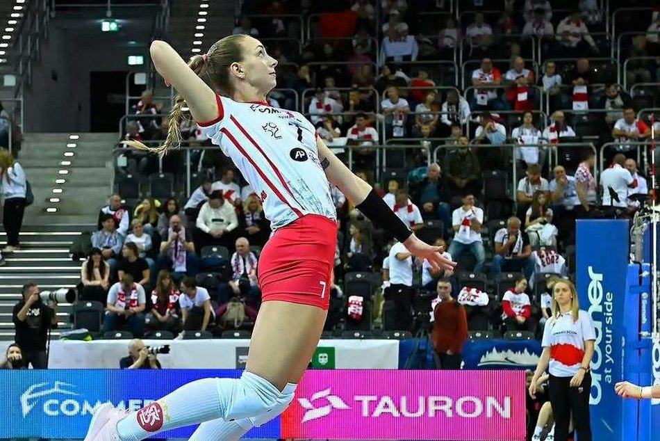 Wymagający bój równorzędnych rywali. ŁKS Commercecon Łódź zgarnia pełną pulę w Mielcu