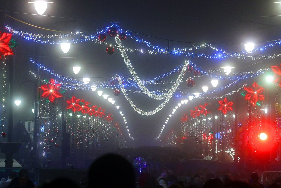 Iluminacje świąteczne w Łodzi. Zobacz najpiękniejsze ozdoby na Piotrkowskiej i placu Wolności