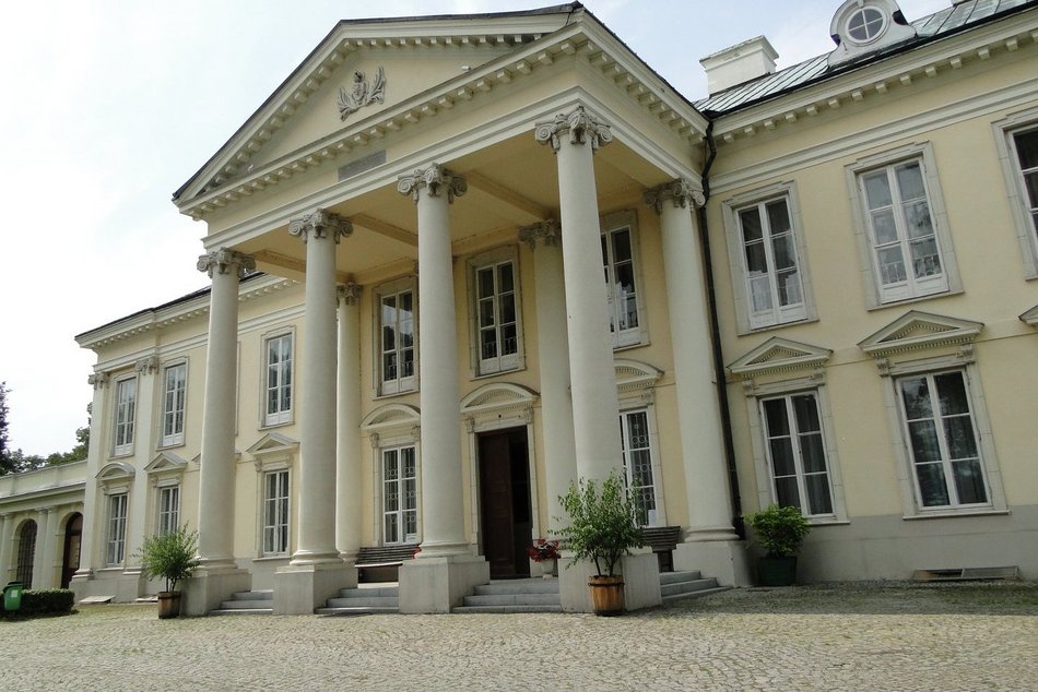 Pałac w Walewicach