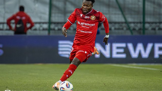 Kolejne odejście z Widzewa Łódź. Samuel Akere przenosi się do NK Osijek