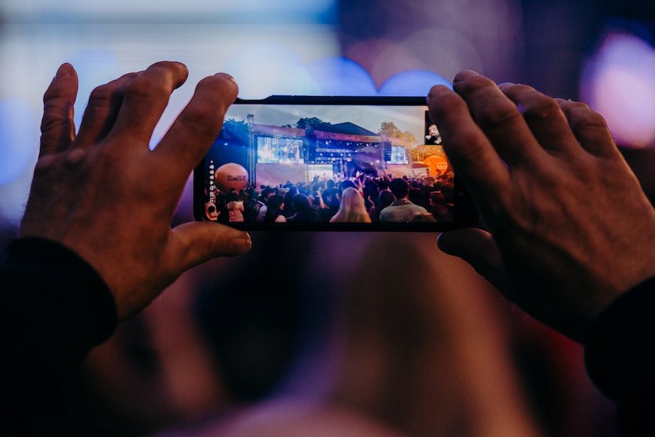Łódź. Juwenalia Politechniki Łódzkiej. Na pierwszy ogień koncert zespołu Wilki!