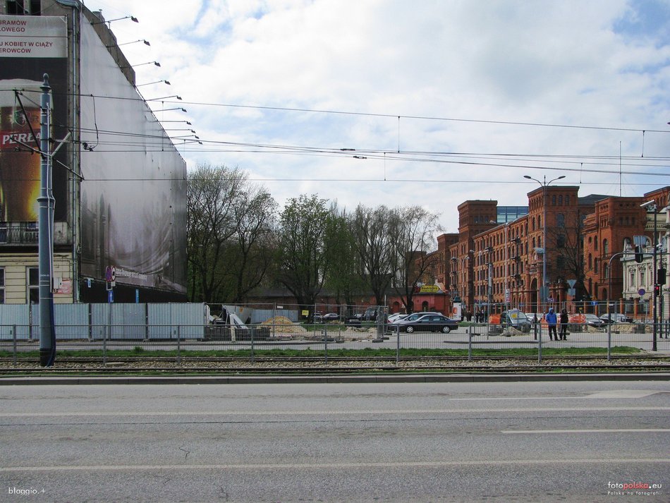 Skrzyżowanie ul. Ogrodowej i ul. Zachodniej przed powstaniem hotelu Puro
