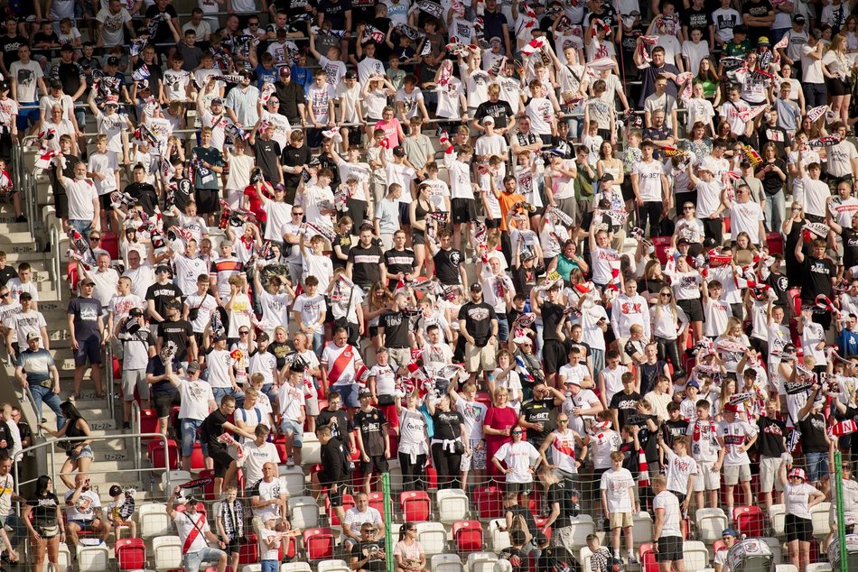 Kibice na meczu ŁKS Łódź ze Stalą Mielec
