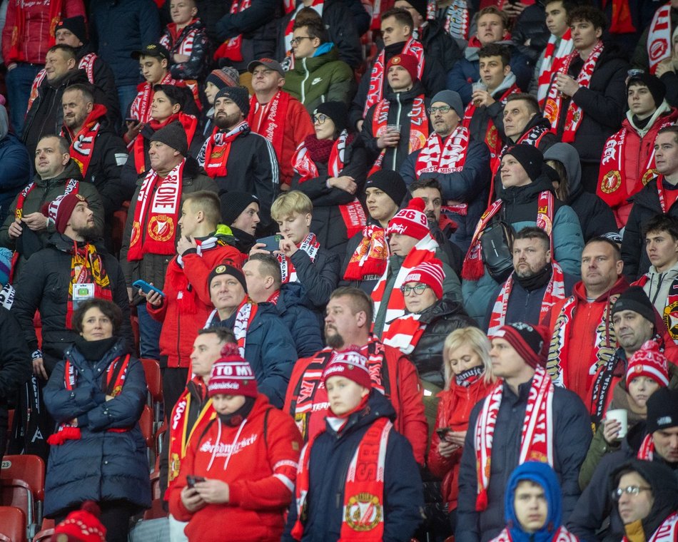 Kibice na meczu Widzewa Łódź z Pogonią Szczecin
