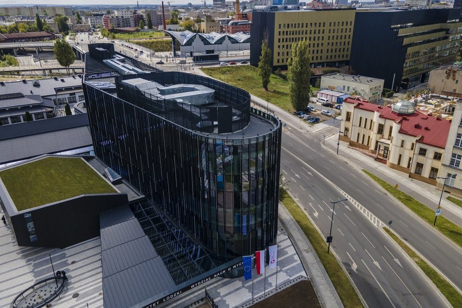 Oto najnowocześniejsze budynki w Łodzi. Te bryły zapadają w pamięć na długo!