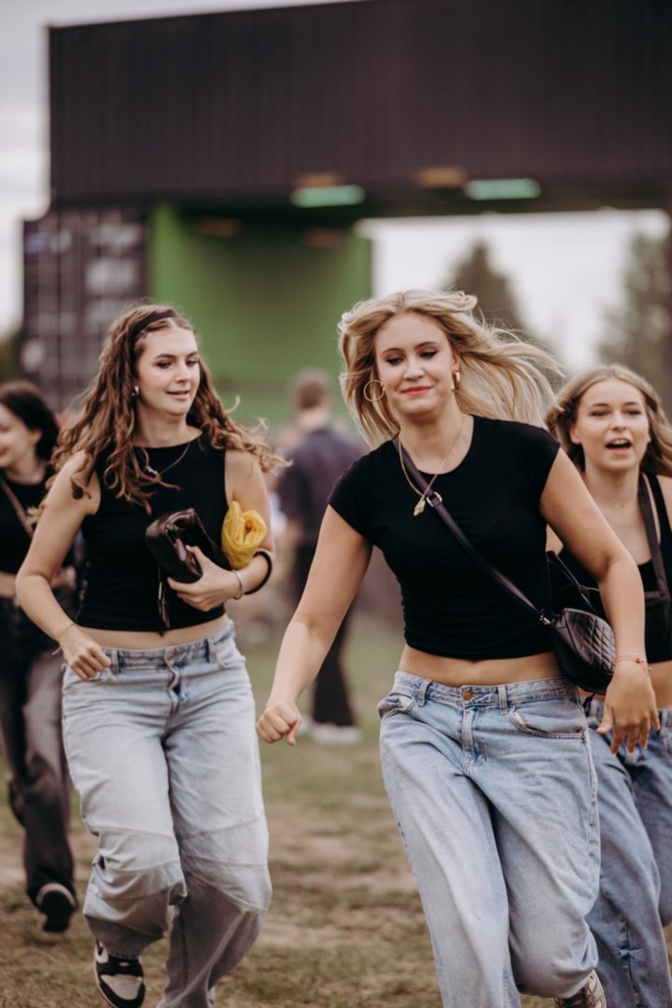 Łódź Summer Festival 2025 wystartował! Otwarcie bram i tłumy biegnące pod scenę!