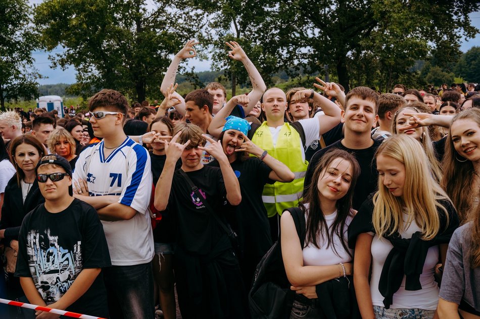 Deszcz im niestraszny! Pierwsi festiwalowicze rozpoczęli trzeci dzień Łódź Summer Festival 2025!