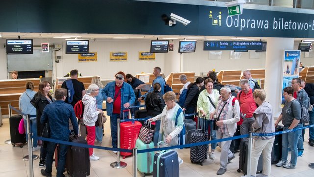 Zima w Łodzi? Wsiądź w samolot i leć po witaminę D! Kierunki z lotniska w Łodzi