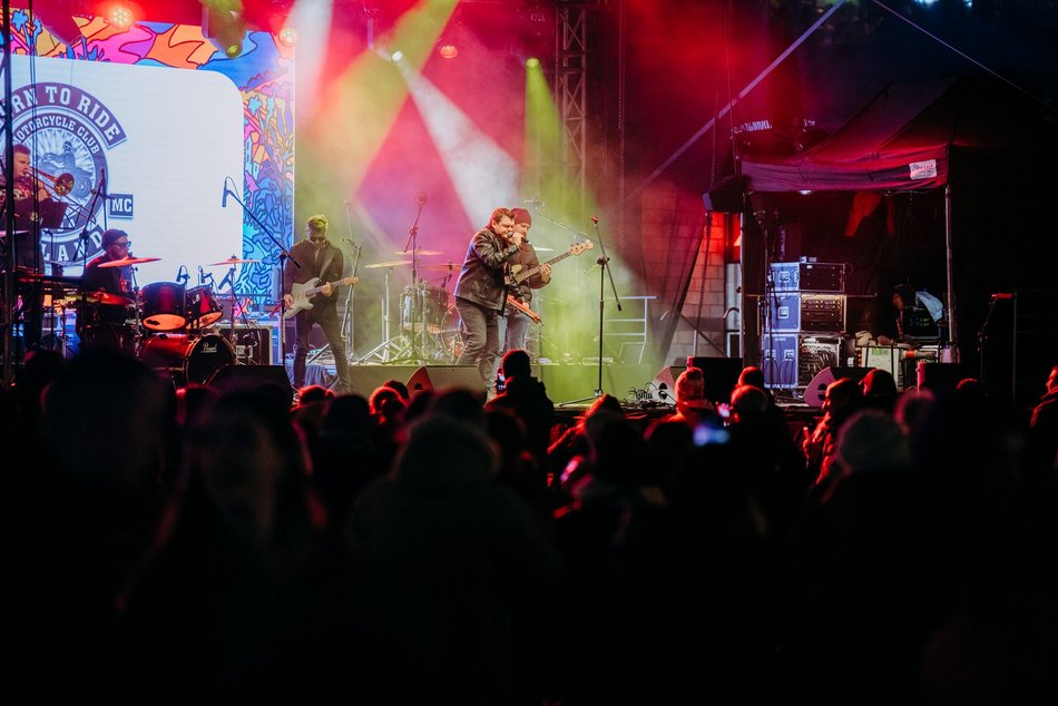 Łódź. WOŚP 2025 w Łodzi. Niezwykła energia podczas koncertów w Manufakturze