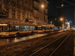 Autobusy nocne MPK Łódź górą! Częste kursy, wygodne przesiadki i dojazd poza granice miasta