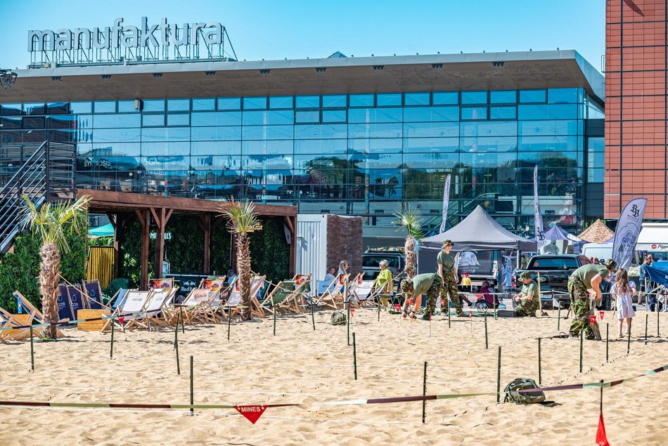 Piknik weterana w Manufakturze