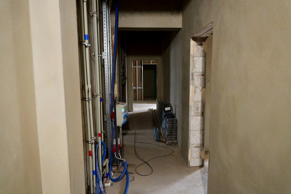 Łódź. Metamorfoza ruiny przy Włókienniczej