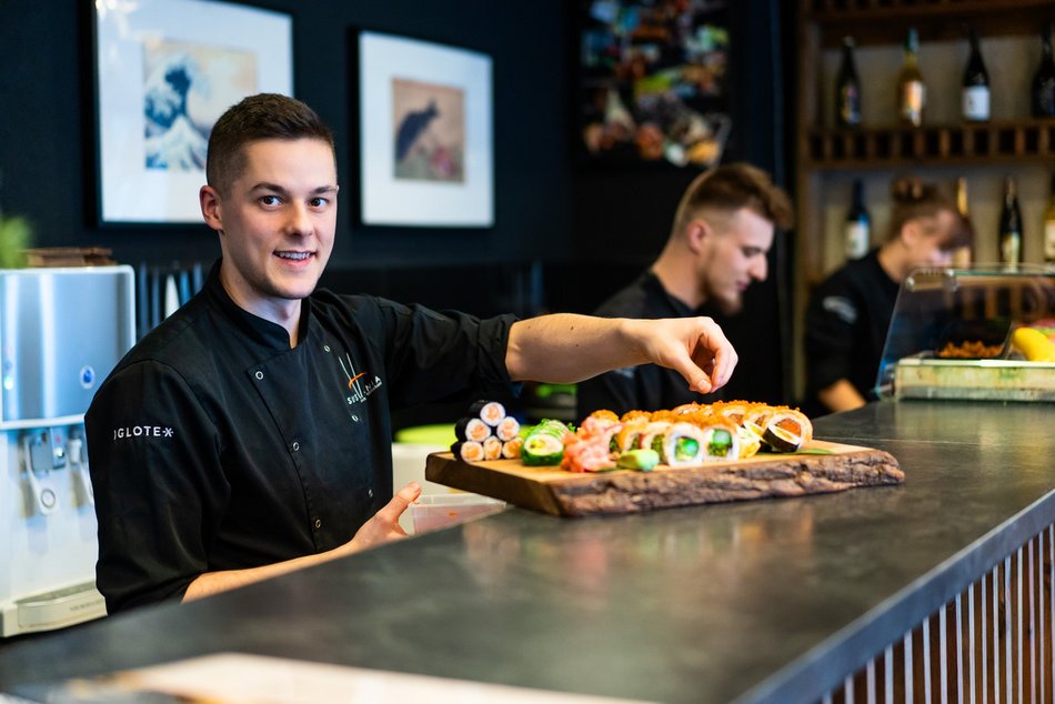 Restauracje przy placu Wolności i parku Staromiejskim