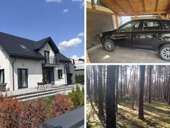 Łódź. Dom, auto i las