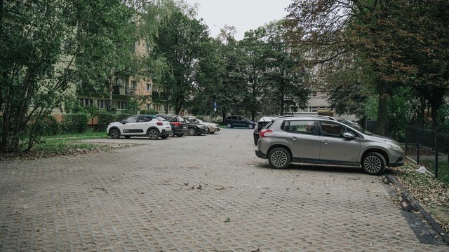 Nowy parking na Kozinach w Łodzi. Tego potrzebowali mieszkańcy [ZDJĘCIA]