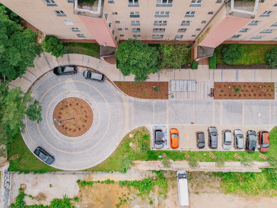Łódź. Nowa droga w Łodzi. Znajduje się w ścisłym centrum miasta!