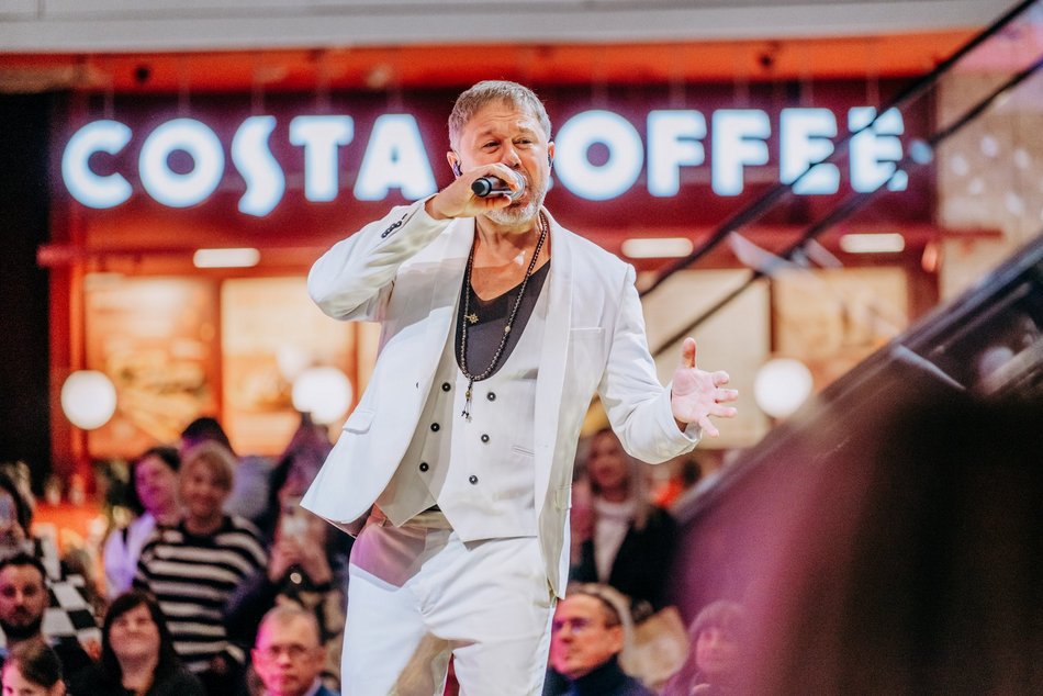 Łódź. Manufaktura Fashion Week w Łodzi. Kolekcja Jarosława Ewerta, koncert Andrzeja Piasecznego i więcej