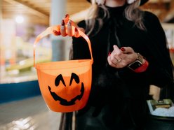 Łódź. Halloween w Aquaparku Fala. Upiorna muzyka, niespodzianki i pływający kościotrup!