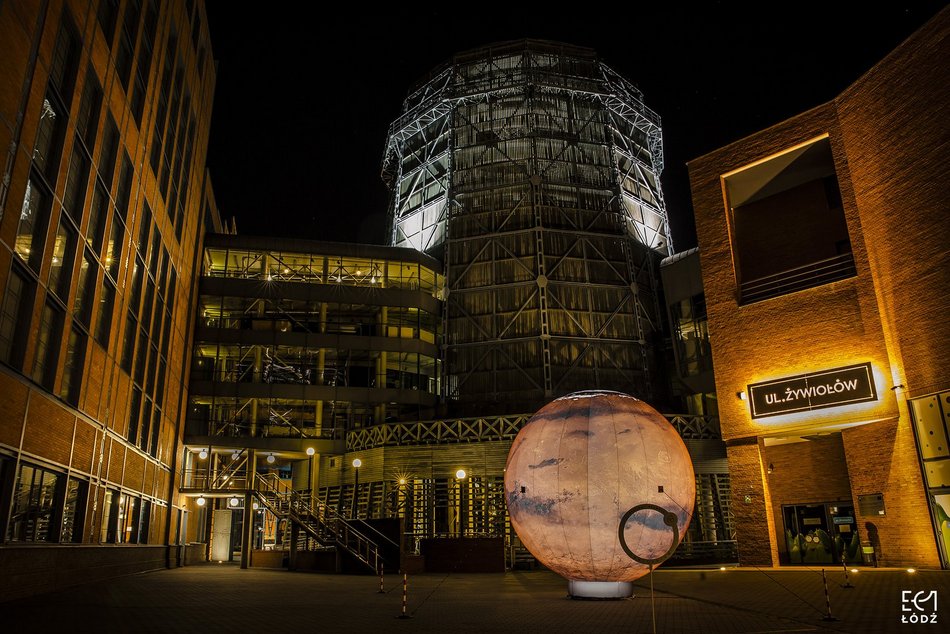 Łódź. Festiwal Kosmosu w EC1 Łódź. Gigantyczne planety i pokazy w Planetarium