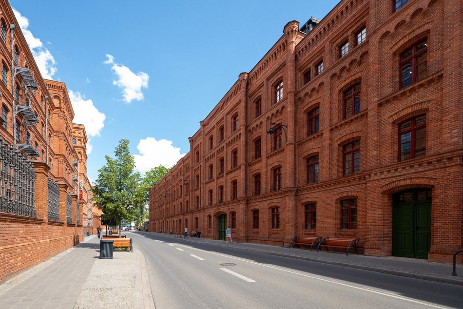 Metamorfoza famuł przy Ogrodowej 24 w Łodzi
