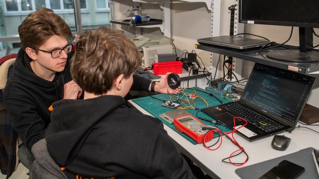 Nowy kierunek studiów na Politechnice Łódzkiej. Chcesz projektować w 3D lub budować elektrownie?