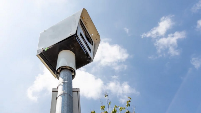 Jeden fotoradar w Łodzi mniej! Sprawa trafiła na policję! [SZCZEGÓŁY]