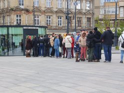 Noc Muzeów Łódź 2025. Muzeum Kanału Dętka przyciągnęło tłumy na plac Wolności