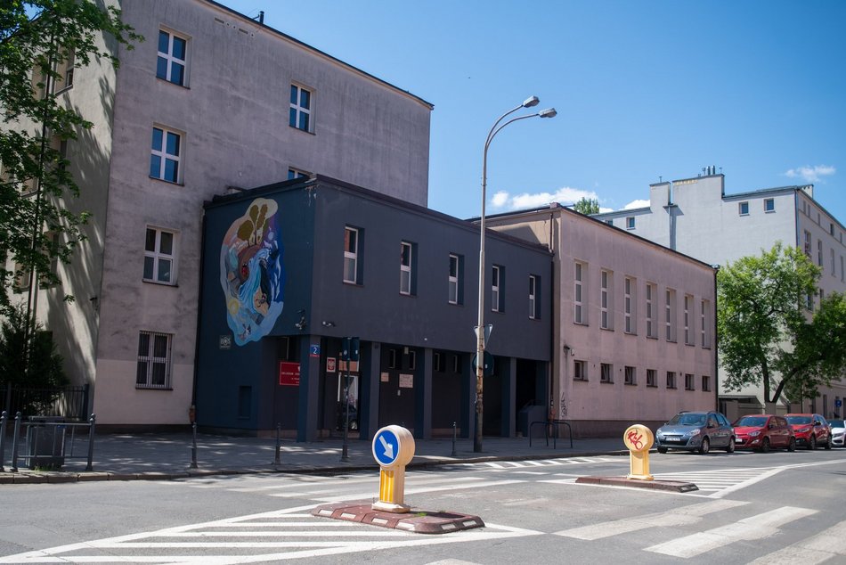 Nowe boisko w liceum przy Kopernika w Łodzi. Huczne otwarcie!