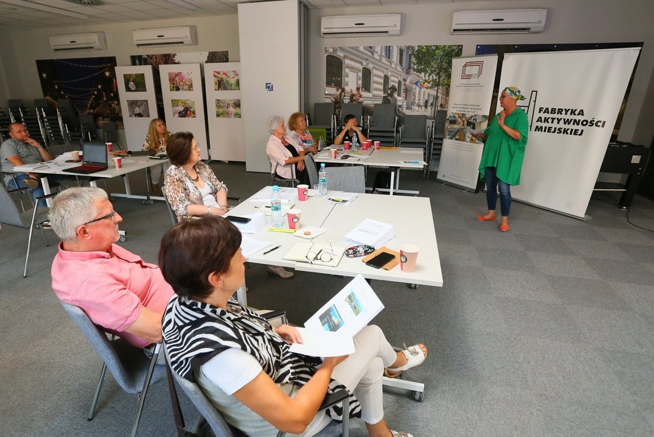 Łódź. Jak się dogadać? Bezpłatne warsztaty w Fabryce Aktywności Miejskiej w Łodzi