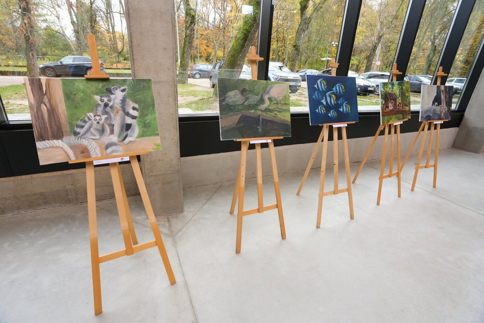 Wystawa prac plenerowych uczniów Państwowego Liceum Sztuk Plastycznych w Łodzi w Orientarium Zoo Łódź