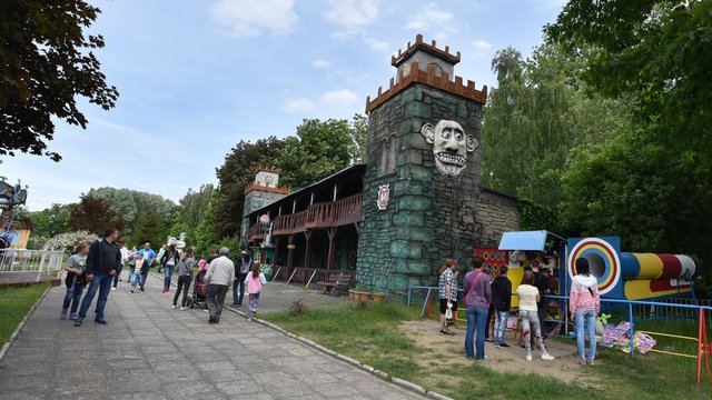 Dawny lunapark w Łodzi. Sentymentalna podróż do parku rozrywki na Zdrowiu [ZDJĘCIA]