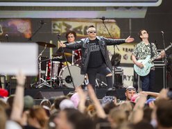 T.Love na Łódź Summer Festival 2025. Kultowy polski zespół zagrał na Łódzkich Błoniach