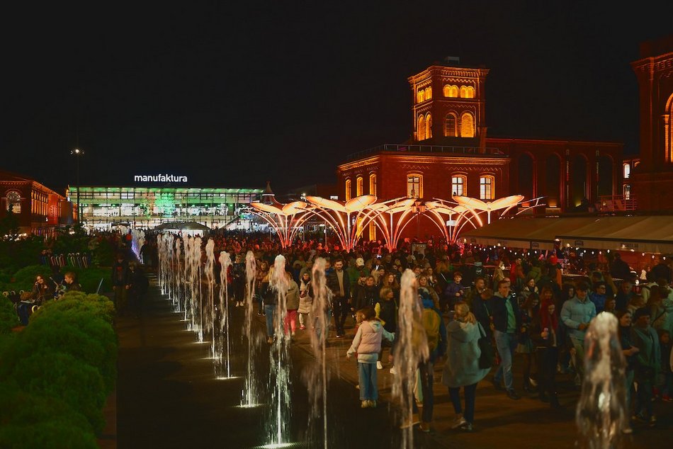 Łódź. Tłumy na Light Move Festival Łódź 2025! Mnóstwo pozytywnej energii!