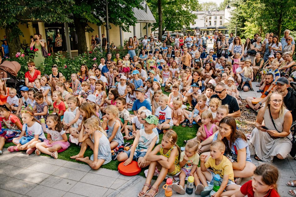 Baśniowa Piotrkowska znów porwała dzieci do zabawy